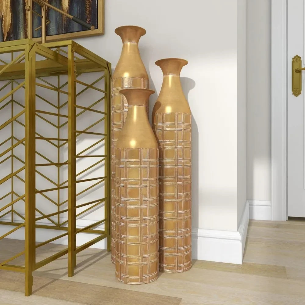 Elegant Gold Metal Vase Set – A Statement of Sophistication and Style