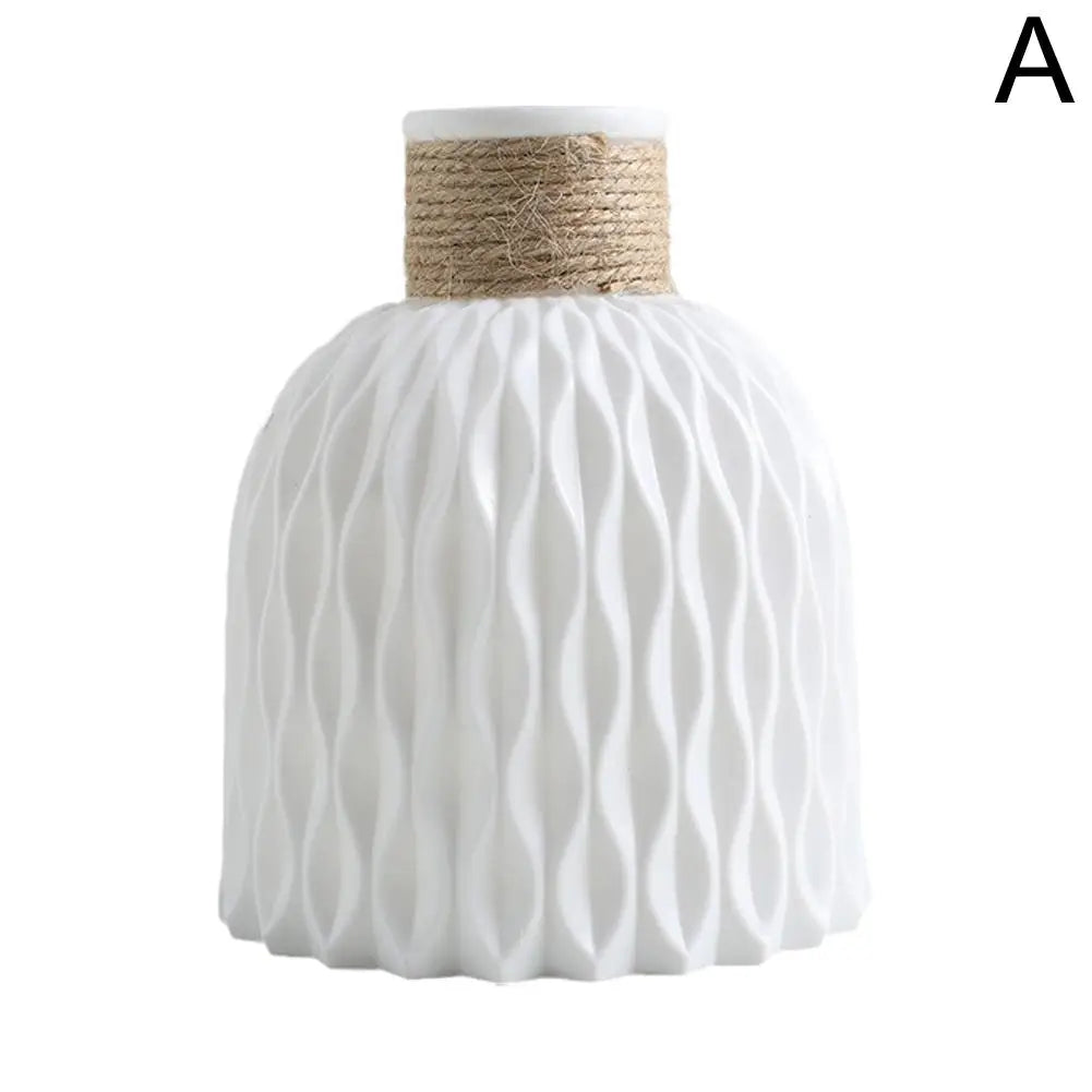 Modern Minimalist Decorative Vase – A Chic Accent for Any Space