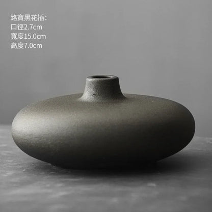 Elegant Simplicity: Japanese-Style Black Terracotta Vase