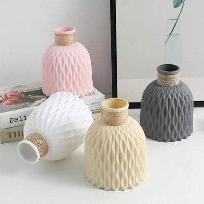 Modern Minimalist Decorative Vase – A Chic Accent for Any Space