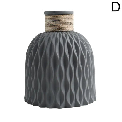 Modern Minimalist Decorative Vase – A Chic Accent for Any Space