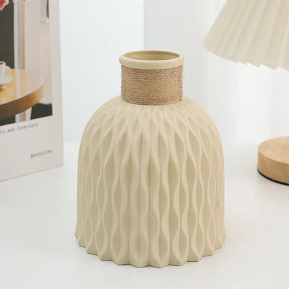 Modern Minimalist Decorative Vase – A Chic Accent for Any Space