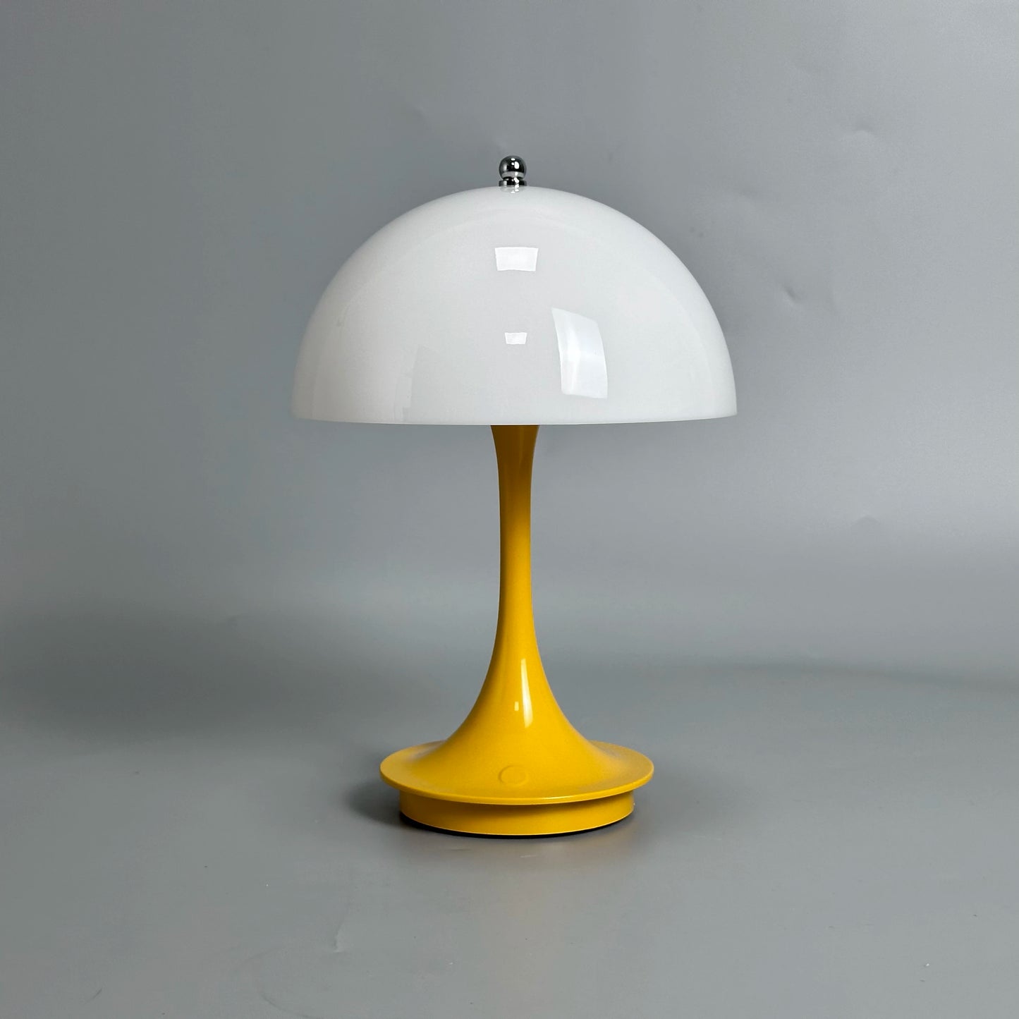 Modern Elegance with the Cordless Mushroom Table Lamp