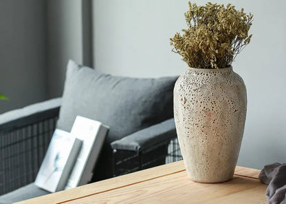 Timeless Elegance: Retro Ceramic Vase with Antique Finish